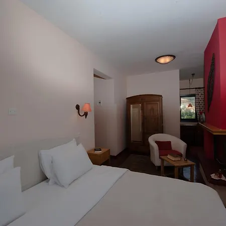 Guest house Petrino Pentolvio 3*