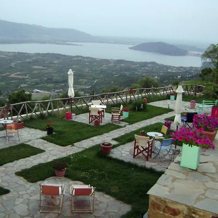 Petrino Pentolvio Guest house Sidhirokhorion
